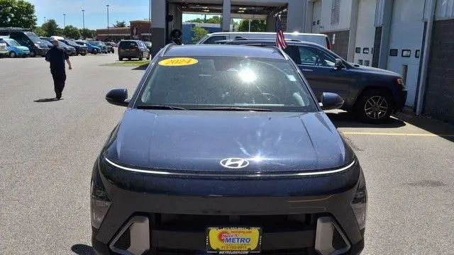 2024 Hyundai KONA SEL