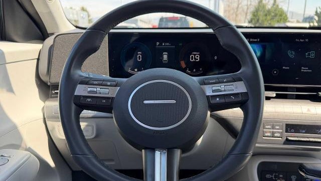 2025 Hyundai KONA SEL