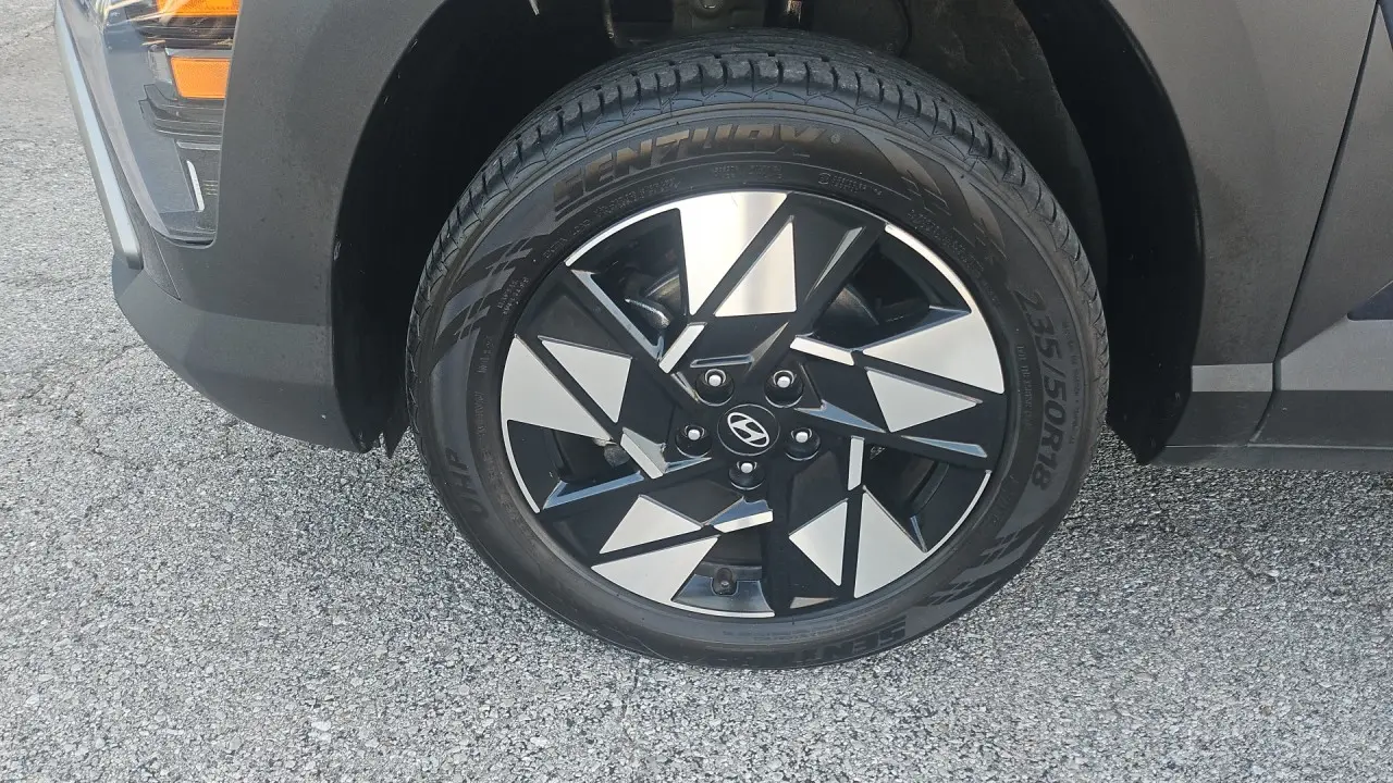2025 Hyundai Kona - $20,874