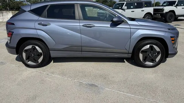 2024 Hyundai KONA Electric SEL