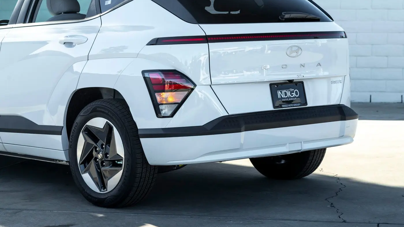 2025 Hyundai KONA Electric SEL