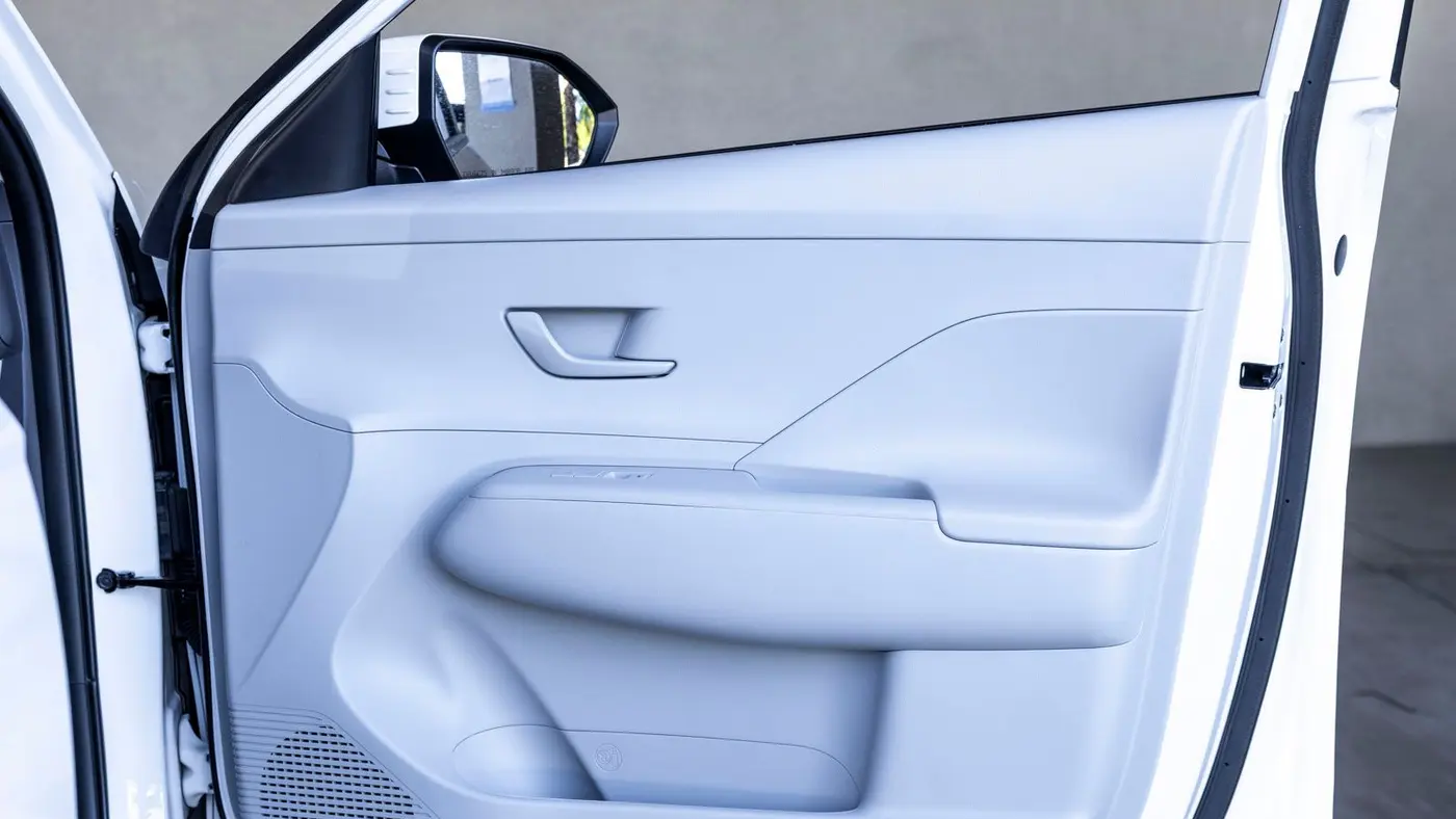 2025 Hyundai KONA Electric SEL