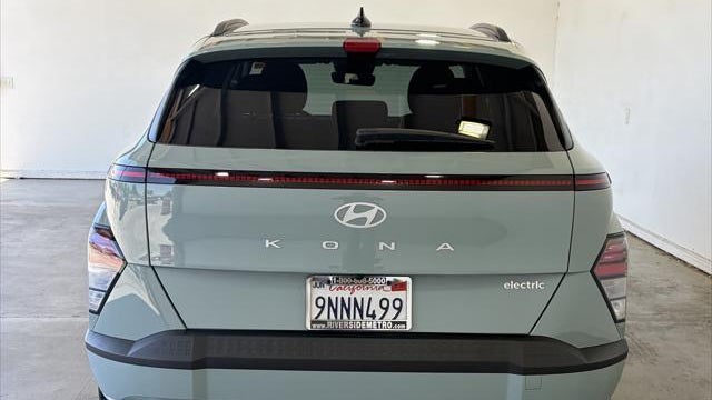 2024 Hyundai KONA Electric SEL
