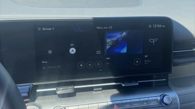 2025 Hyundai KONA Electric SEL