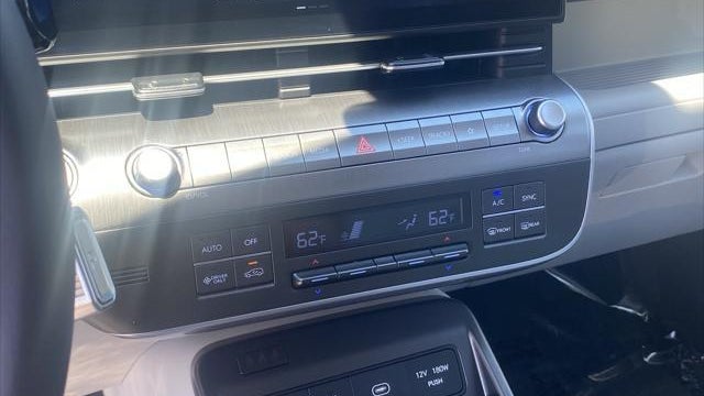 2025 Hyundai KONA Electric SEL