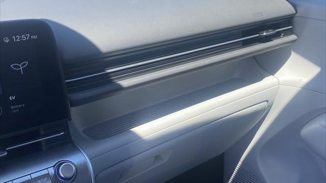 2025 Hyundai KONA Electric SEL