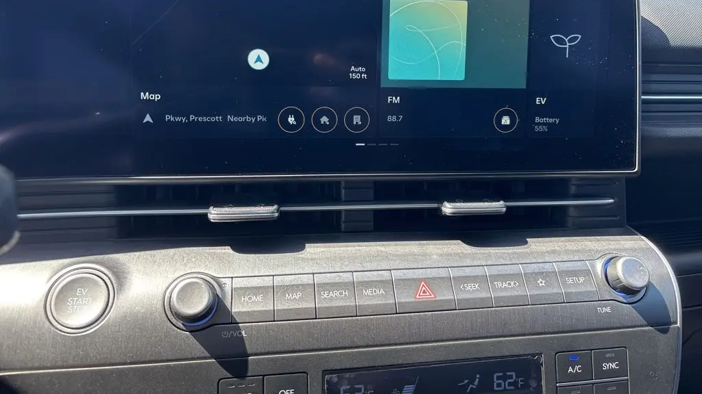 2024 Hyundai KONA Electric SEL