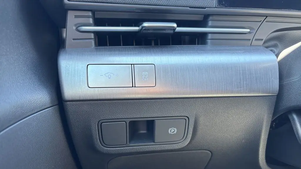 2024 Hyundai KONA Electric SEL