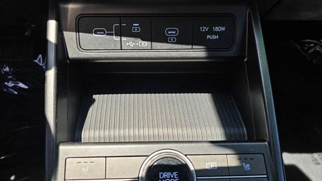 2024 Hyundai KONA Electric SEL