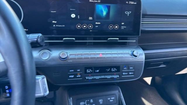 2024 Hyundai KONA Electric SEL