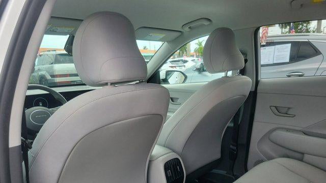 2025 Hyundai KONA Electric SEL