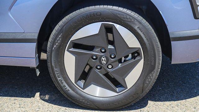 2024 Hyundai KONA Electric SEL