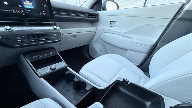 2025 Hyundai KONA Electric SEL