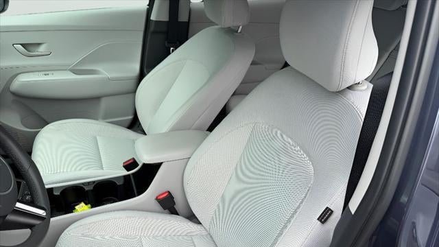 2025 Hyundai KONA SEL Convenience