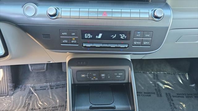 2025 Hyundai KONA SEL Convenience