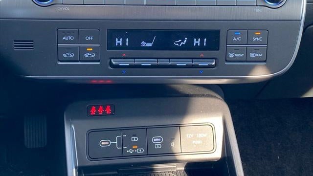 2025 Hyundai KONA SEL Convenience