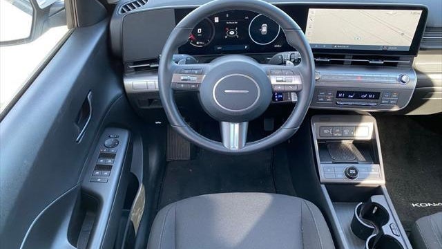 2025 Hyundai KONA SEL Convenience
