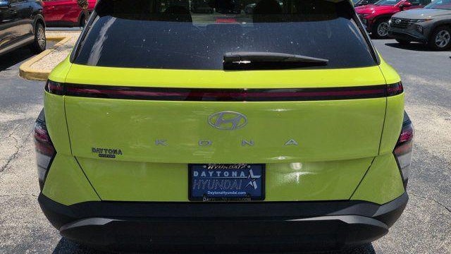 2024 Hyundai KONA SEL