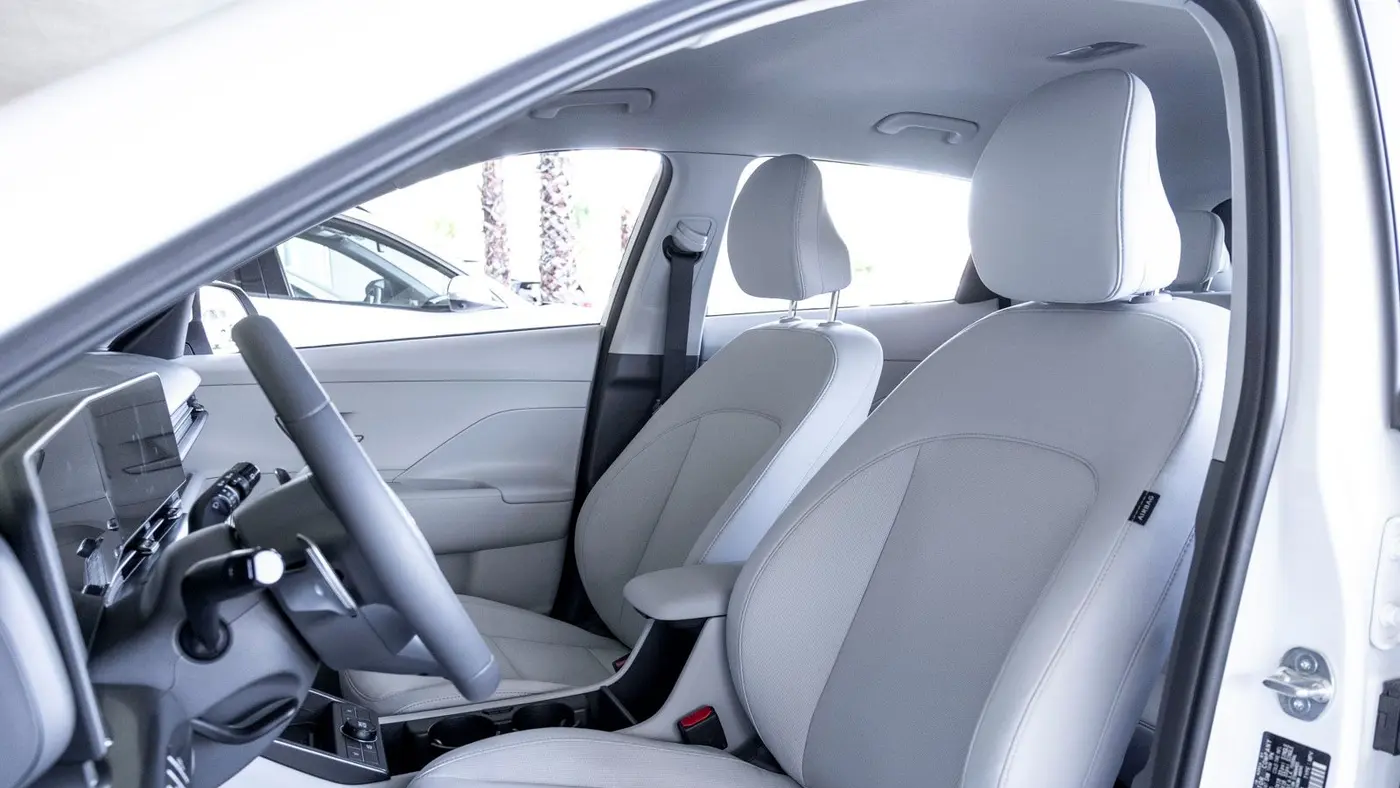 2025 Hyundai KONA SEL Convenience