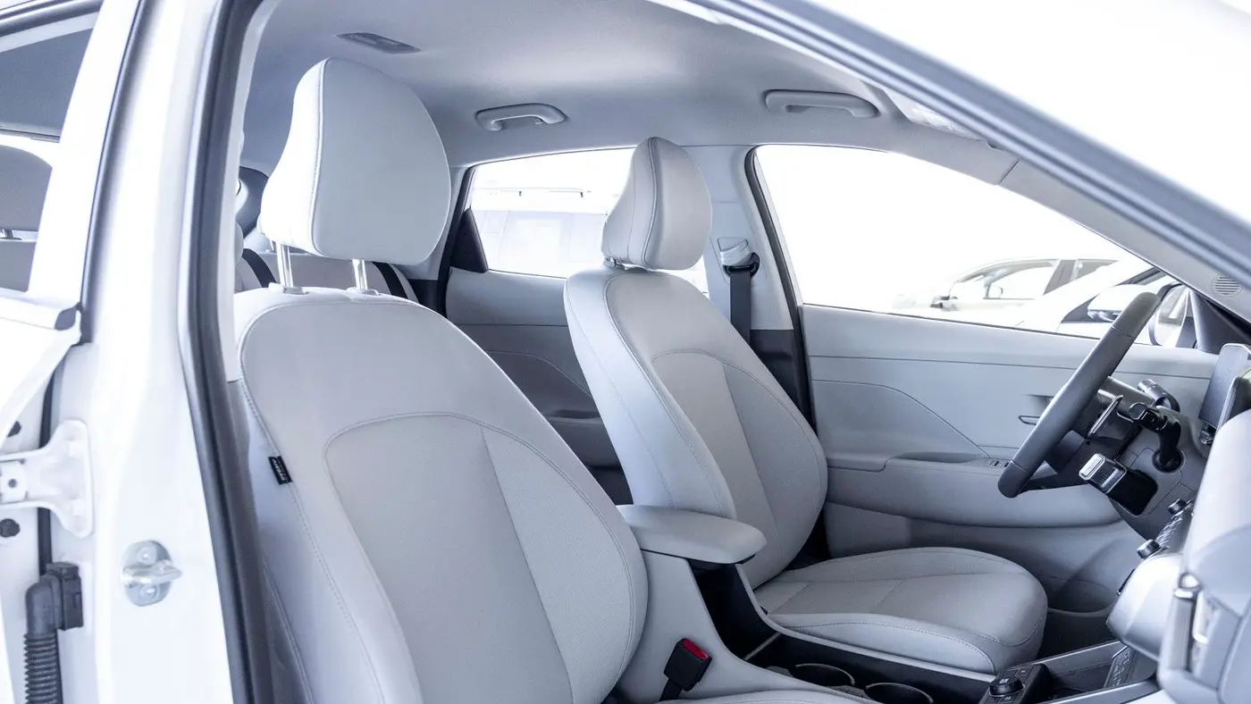 2025 Hyundai KONA SEL Convenience