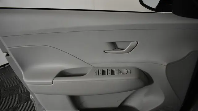 2025 Hyundai KONA SEL Convenience