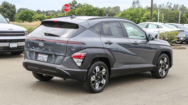 2025 Hyundai KONA SEL Convenience