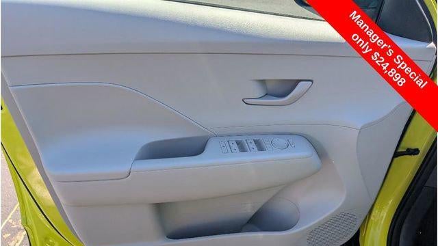 2025 Hyundai KONA SEL Convenience