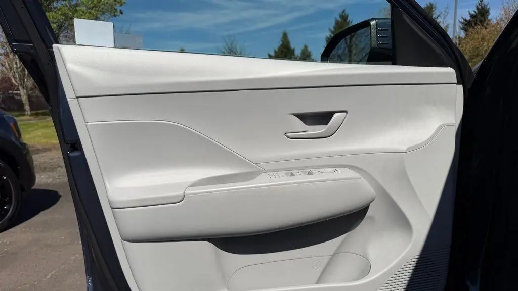 2025 Hyundai KONA SEL Convenience