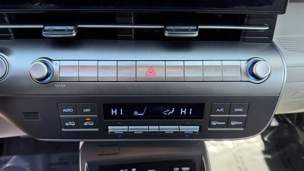 2025 Hyundai KONA SEL Convenience