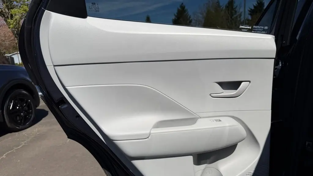 2025 Hyundai KONA SEL Convenience