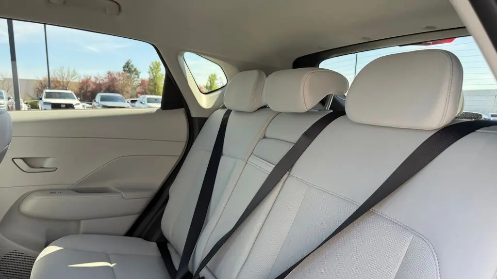2025 Hyundai KONA SEL Convenience