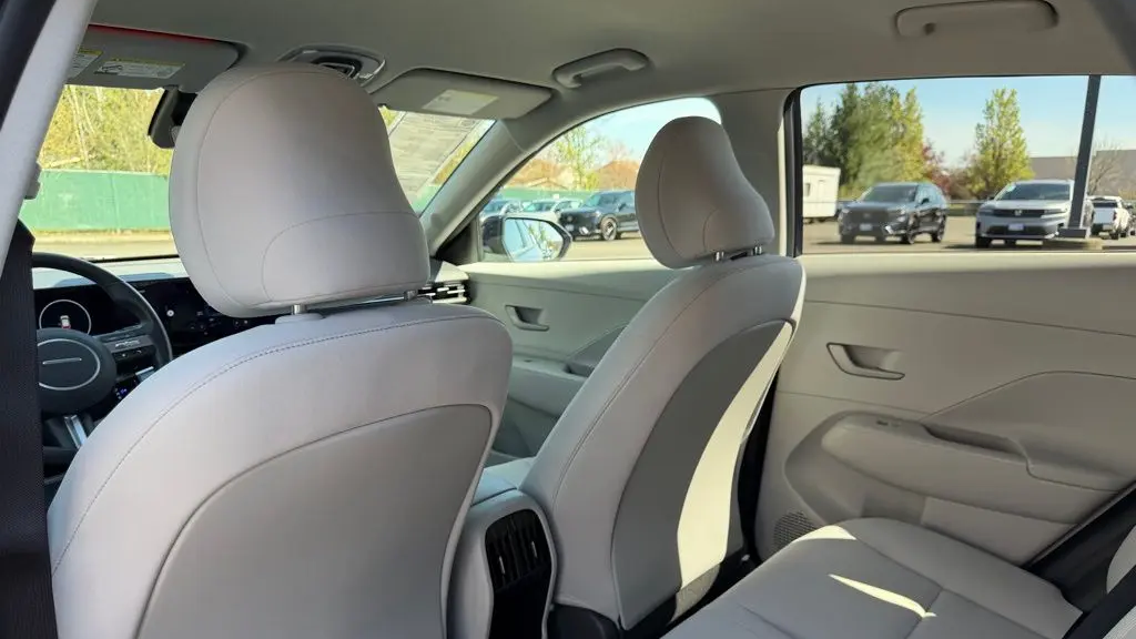 2025 Hyundai KONA SEL Convenience