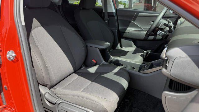 2025 Hyundai KONA SEL Convenience