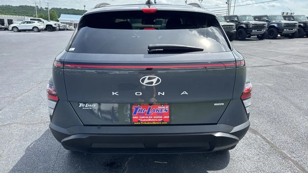 2024 Hyundai KONA SEL