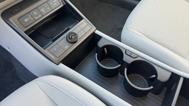 2025 Hyundai KONA SEL Convenience