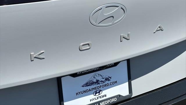 2025 Hyundai KONA SEL Convenience