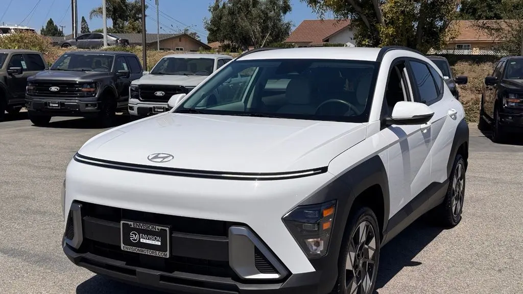2024 Hyundai KONA SEL