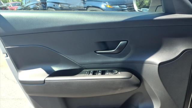 2025 Hyundai KONA SEL Convenience