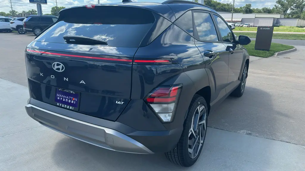 2026 Hyundai KONA SEL Premium