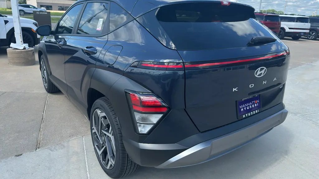 2026 Hyundai KONA SEL Premium