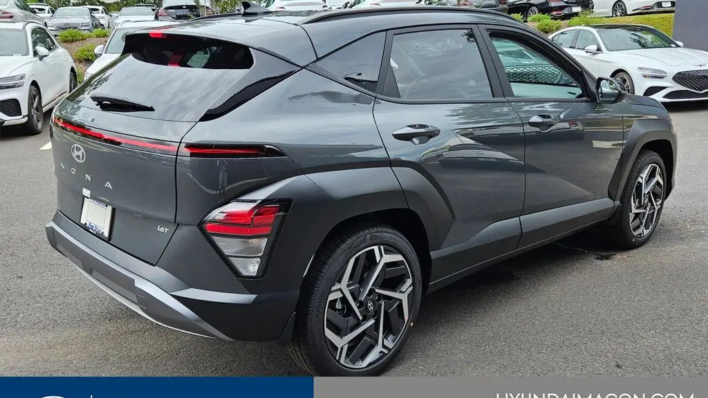 2026 Hyundai KONA SEL Premium