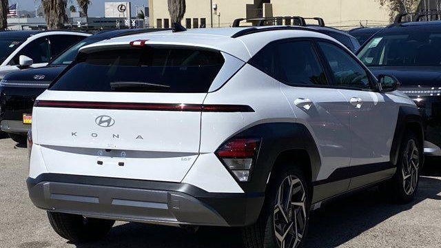 2026 Hyundai KONA SEL Premium