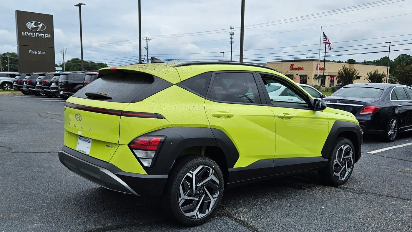 2026 Hyundai KONA SEL Premium