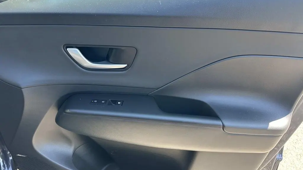 2025 Hyundai KONA Limited