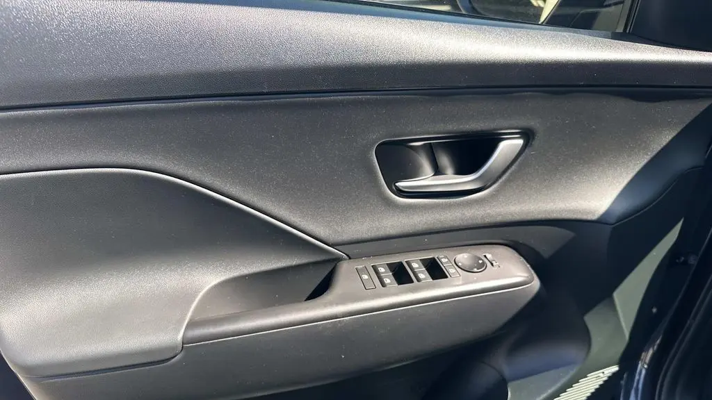 2025 Hyundai KONA Limited