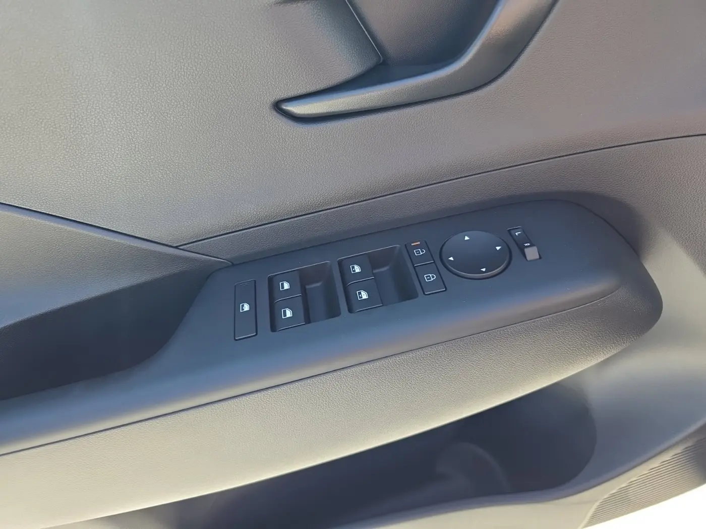 2026 Hyundai Kona - $24,881