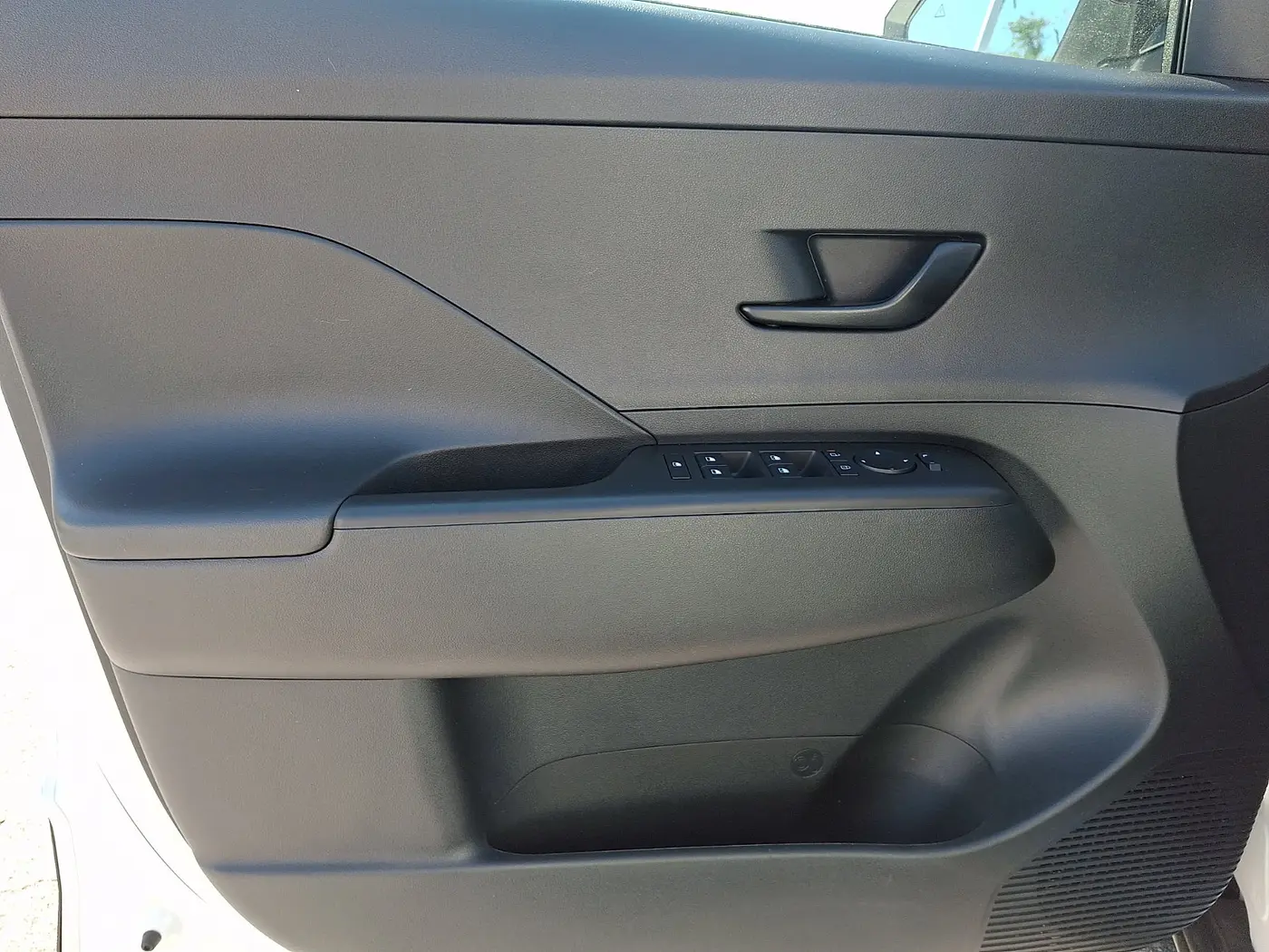 2026 Hyundai Kona - $25,750
