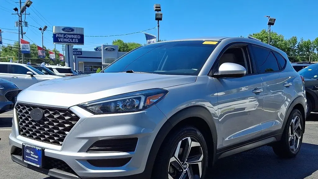 2021 Hyundai TUCSON SE