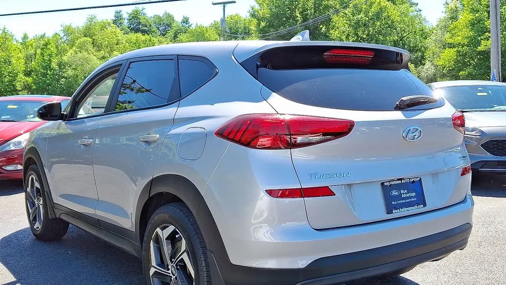 2021 Hyundai TUCSON SE