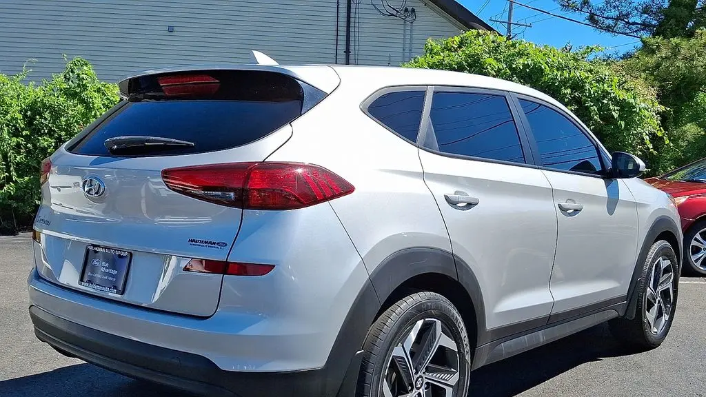 2021 Hyundai TUCSON SE